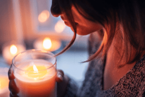 Công dụng của nến tealight1